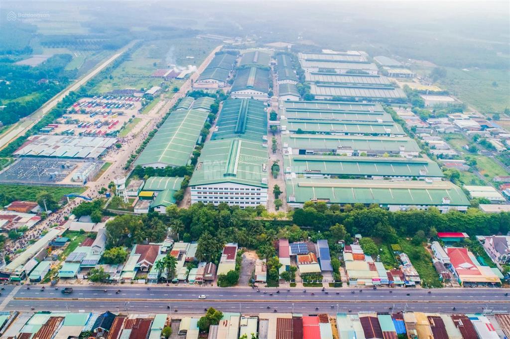 Chính chủ bán gấp lô đất mặt tiền đường nhựa 12m sát khu công nghiệp