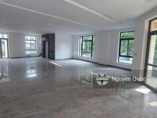 Văn phòng cho thuê tại kđt vạn phúc city 7m x 20m giá chỉ tầm 15tr/ tháng