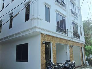 Nhà mới cạnh nhổn lô góc  thang máy  ô tô thông