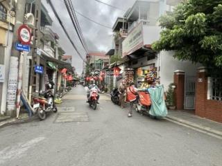 Đức giang  mặt ngõ kinh doanh  2 làn ô tô tránh  bán đất tặng nhà 2 tầng 68m2  8 tỷ hơn