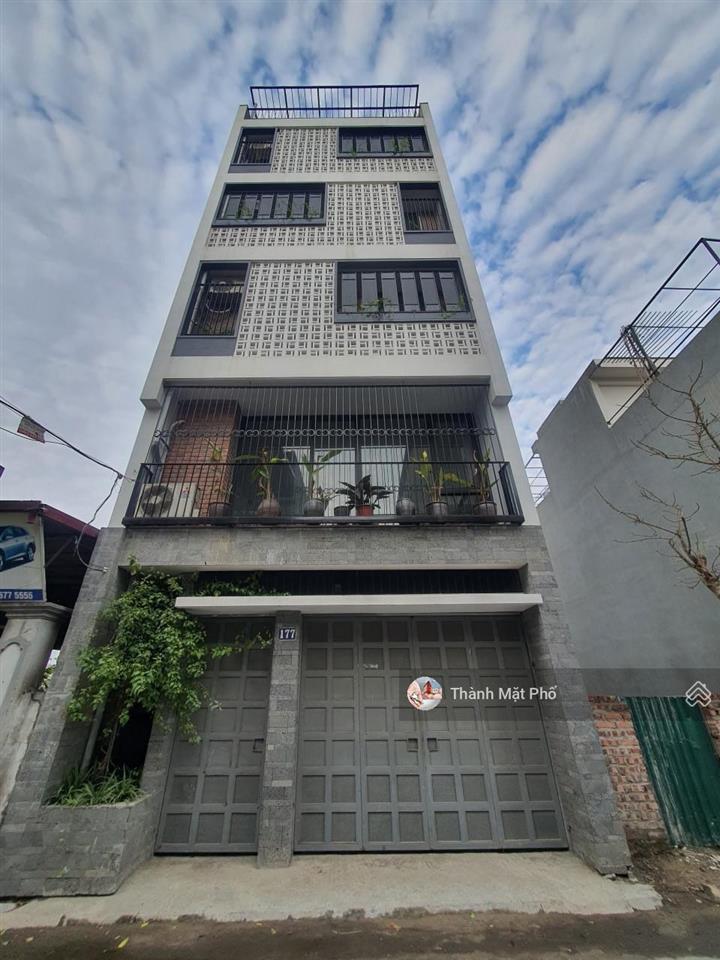Bán nhà bồ đề, long biên 80m2 4t 13.2 tỷ. dân xây, ngõ oto, ô chờ thang máy