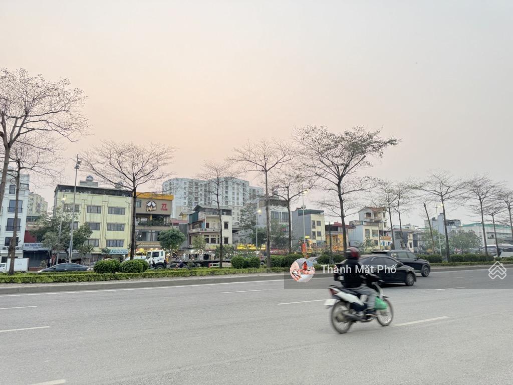 Bán nhà ngọc lâm, long biên 35m2 7t 12.9 tỷ. mặt phố, thang máy, kinh doanh đỉnh.