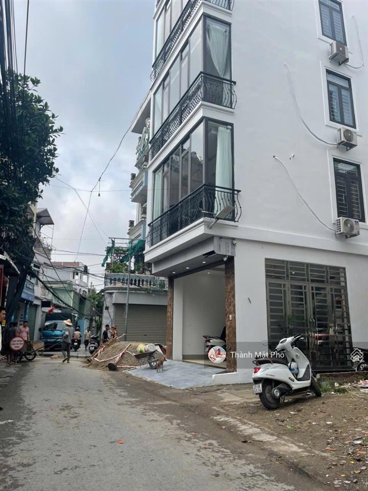 Bán nhà bát khối, 55m2 5t 11.2 tỷ. lô góc, kinh doanh, oto tránh