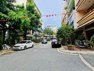 Bán nhà việt hưng, long biên 90m2 4t 17.9 tỷ. phân lô, oto tránh, kinh doanh văn phòng