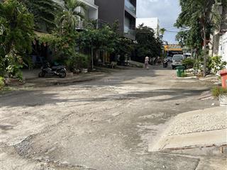 Cần bán gấp nhà 2 tầng, hoàng quốc việt, quận 7, dt 40m2, nhỉnh 4 tỷ, hàng hiếm