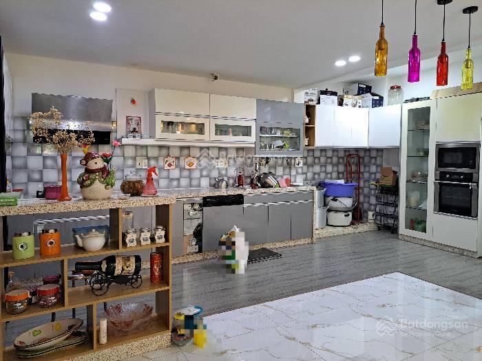 Biệt thự nguyễn thị thập, p. tân phú, q7, 140m2, 8m x 18m, 4 lầu, 15.9 tỷ