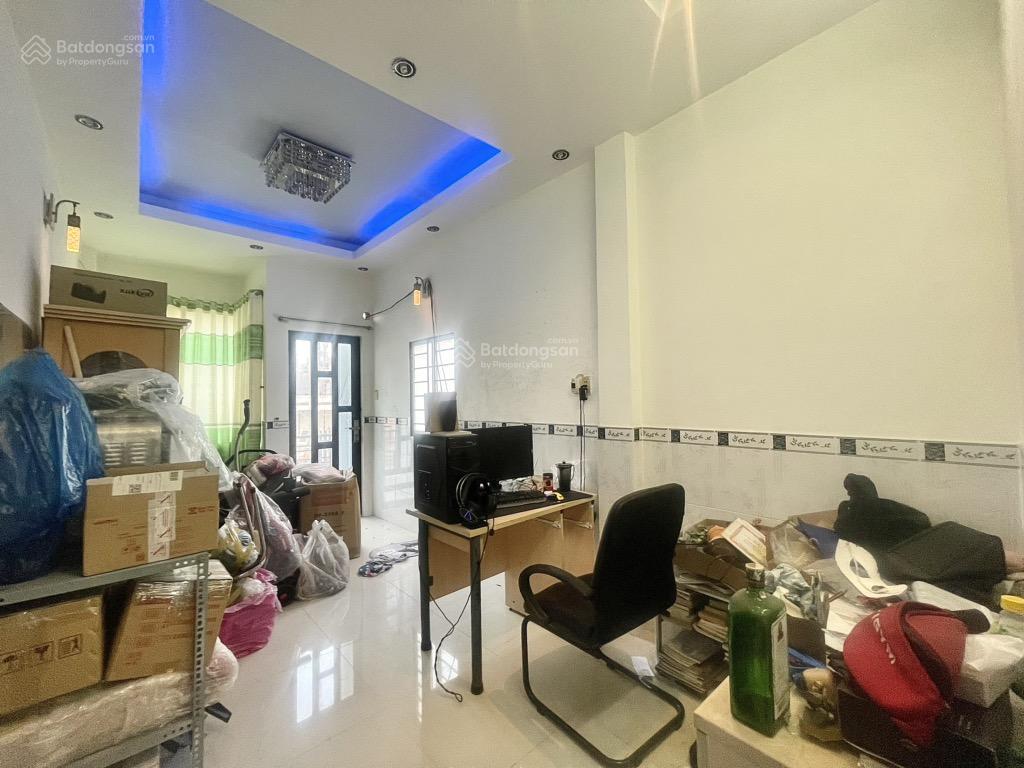 Bán nhà bến vân đồn, p. 5, q4, 50m2, 5lầu, 6pn, chỉ 8.5 tỷ!