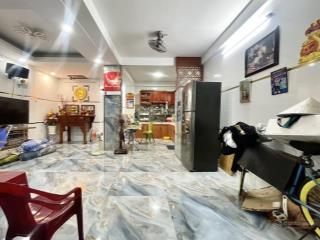 Bán nhà bến vân đồn, p. 5, q4, 50m2, 5lầu, 6pn, chỉ 8.5 tỷ!