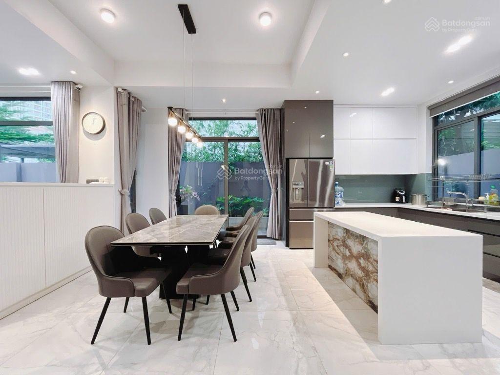 Biệt thự vip jamona, phú thuận, q7, 154m2, 9m x 17m, 3 lầu, chỉ 24,5 tỷ!