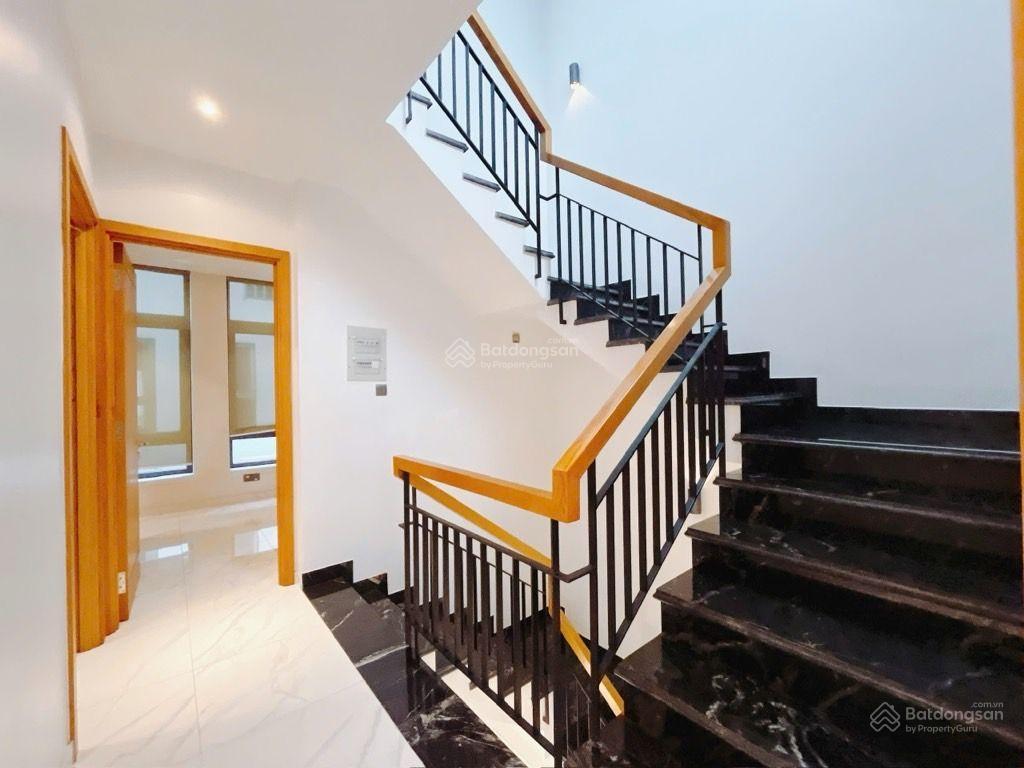 Biệt thự vip jamona, phú thuận, q7, 154m2, 9m x 17m, 3 lầu, chỉ 24,5 tỷ!