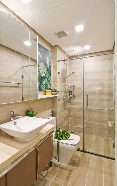 Bán gấp 2pn 2wc hưng phát silver star 77m2 giá 3.8 tỷ sổ hồng riêng.  0901 407 *** xem nhà 24/7