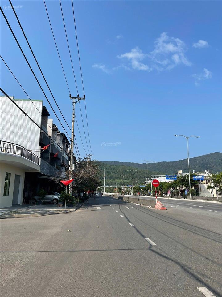 Hiếm  2 mặt tiền ngô quyền 172m2  view biển  tặng nhà c4 đổ mê móng băng 4 tầng  chỉ 16.9 tỉ