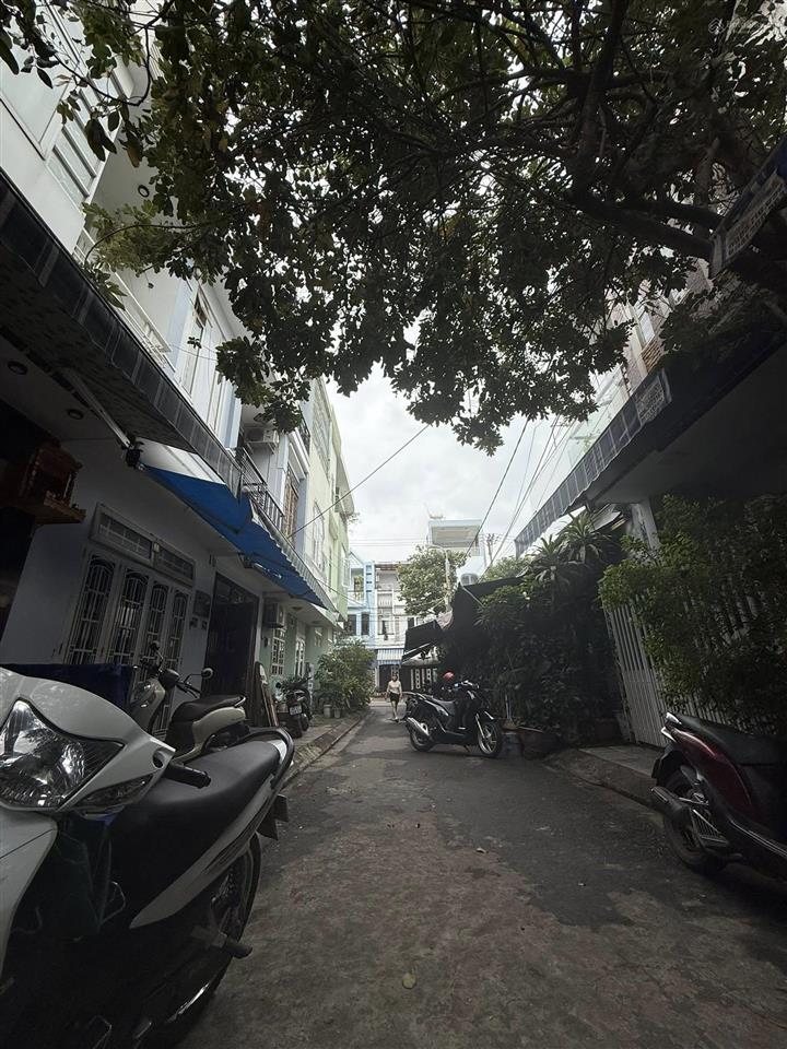 Mua 1 được 2, cặp nhà 3 tầng + nhà c4 gác lửng chỉ 6.45 tỉ, vừa ở vừa cho thuê, trung tâm thanh khê