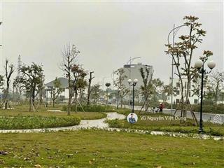 Chính chủ bán lô đất 100m2 trục chính khu đô thị vinaconex mặt đường ql3