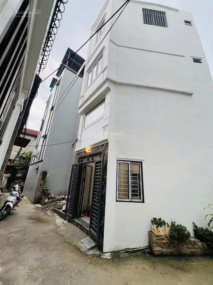 Cc gửi bán nhà cao viên, lô góc 2 thoáng, dân xây,dt42m4t giá 4ty3