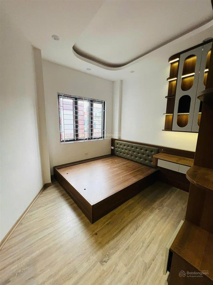 Cc gửi bán nhà cao viên, lô góc 2 thoáng, dân xây,dt42m4t giá 4ty3