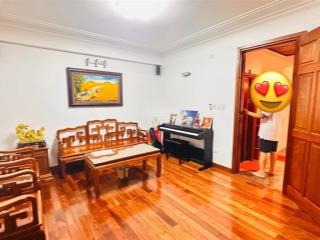 Bán nhà mặt phố đào tấn, vị trí đẹp phố vip, vỉa hè 7m. quy hoạch ổn định.