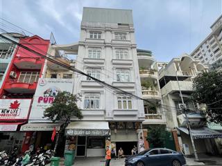 Bán khách sạn siêu đẹp mt đường khu phan xích long bt 31pn 6 tầng tm giá chỉ 35 tỷ