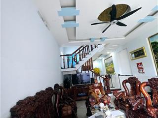 Siêu phẩm mặt tiền vip 20tr/tháng, nhà 3 tầng btct kiên cố 5x36m  linh xuân, 18.x tỷ