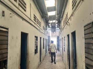 Bán đất tặng 12 phòng trọ, thu nhập gần 30tr/tháng, gần cầu vượt linh xuân, 9.6 tỷ