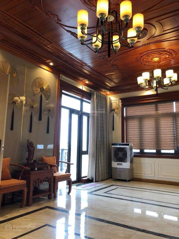 Siêu biệt thự 305m2 cao cấp một đời chủ ngay trung tâm trường thọ  có thang máy 12,5x23m 50.x tỷ