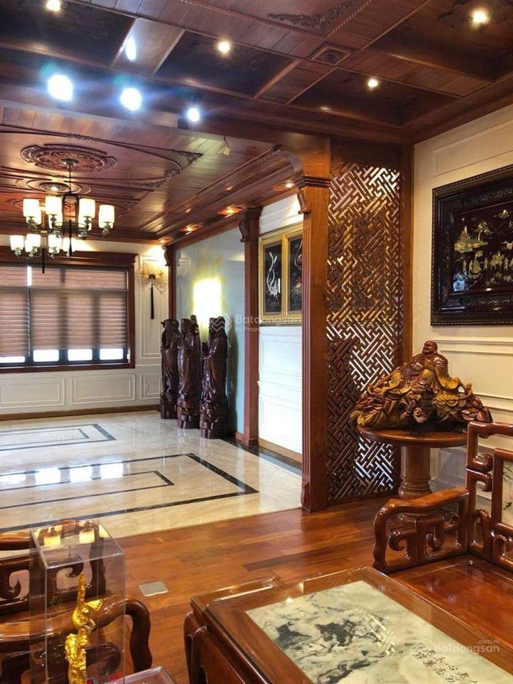 Siêu biệt thự 305m2 cao cấp một đời chủ ngay trung tâm trường thọ  có thang máy 12,5x23m 50.x tỷ