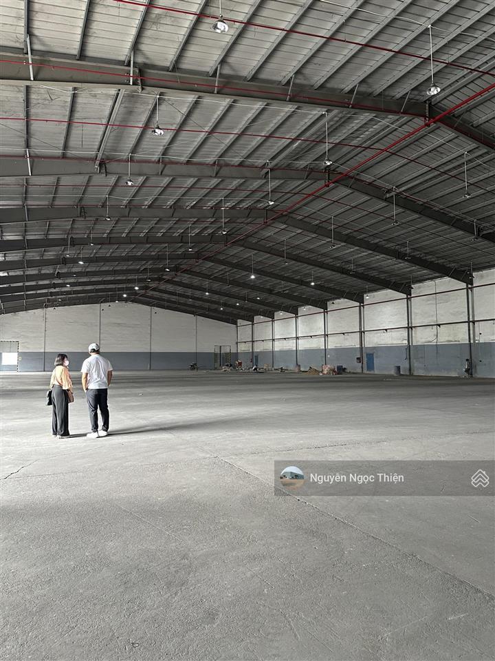 Cho thuê kho 5000m2 tại khu công nghệ cao, quận 9