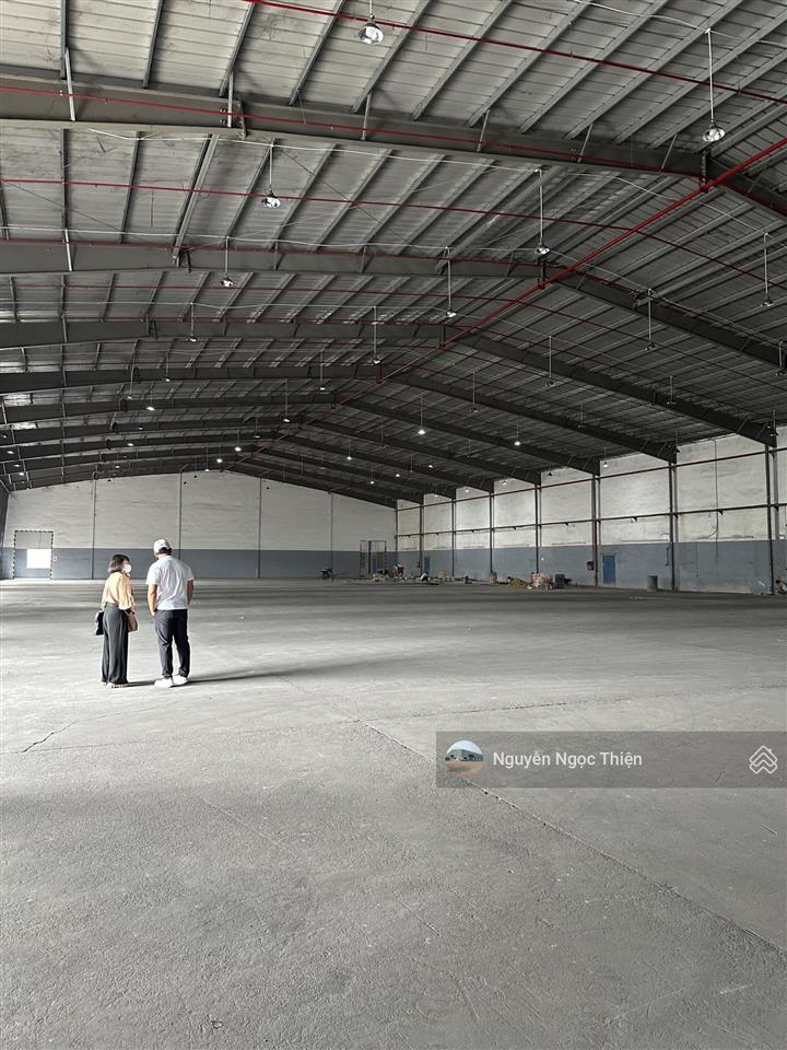Cho thuê kho 5000m2 tại khu công nghệ cao, quận 9