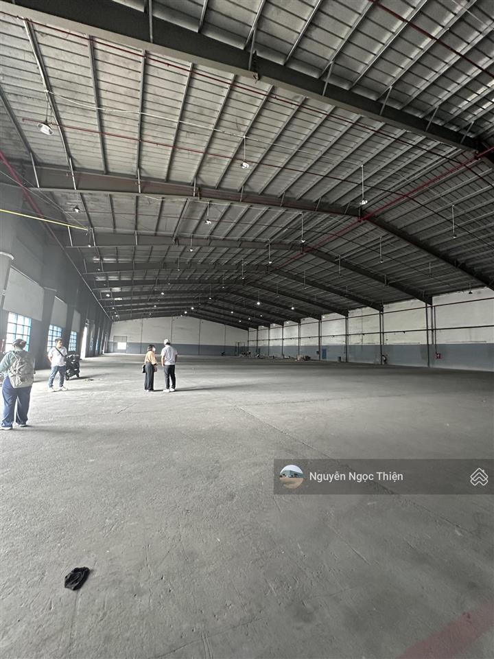 Cho thuê kho 5000m2 tại khu công nghệ cao, quận 9