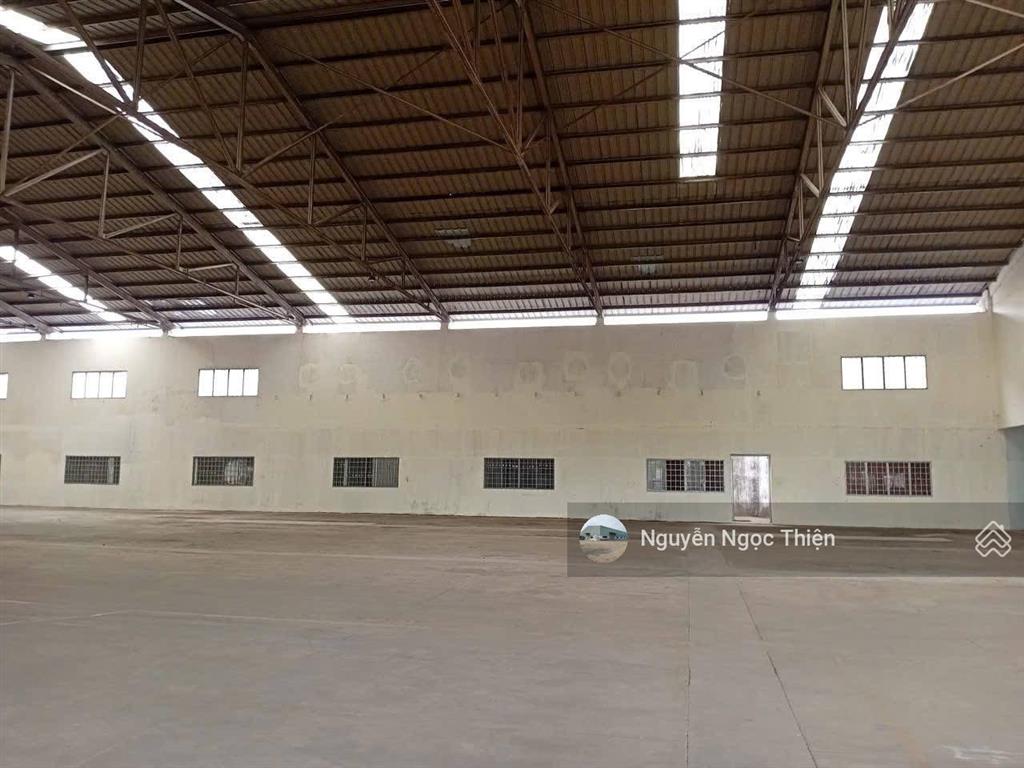 Cho thuê kho 1000m2 kcn sóng thần 1, bình dương