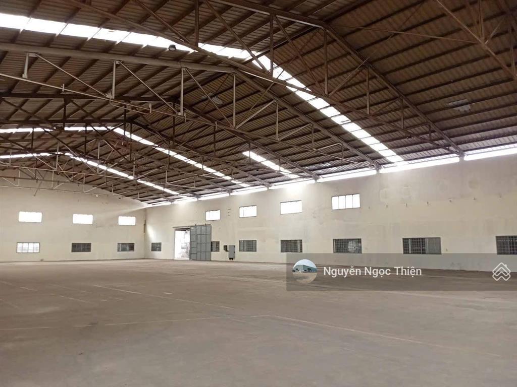 Cho thuê kho 1000m2 kcn sóng thần 1, bình dương