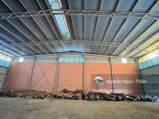 Cho thuê kho 900m2 gần kcx linh trung, thủ đức