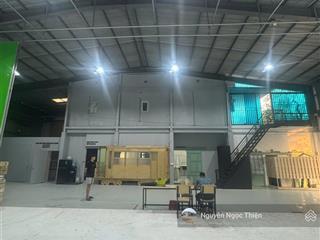 Cho thuê xưởng 800m2 trục đỗ xuân hợp , quận 9 ( giáp quận 2 )