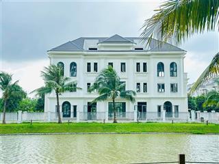 Một chiếc dinh thự có diện tích lớn nhất ,đẹp nhất tại vinhomes ocean park gia lâm.