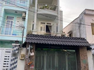 Nhà 94m2 ngang 4.66m 3 lầu vị trí đẹp đường xe tăng, vừa ở vừa buôn bán. 1 / ngắn quang trung p8 gv