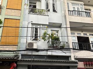 Nhà 64m2 3 lầu 4pn đường thông 8m khu công viên nội bộ đường số 21 p8.