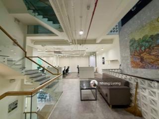 Cho thuê văn phòng vị trí trung tâm sala thủ thiêm, dtsd 2.100m2, bàn giao nội thất văn phòng