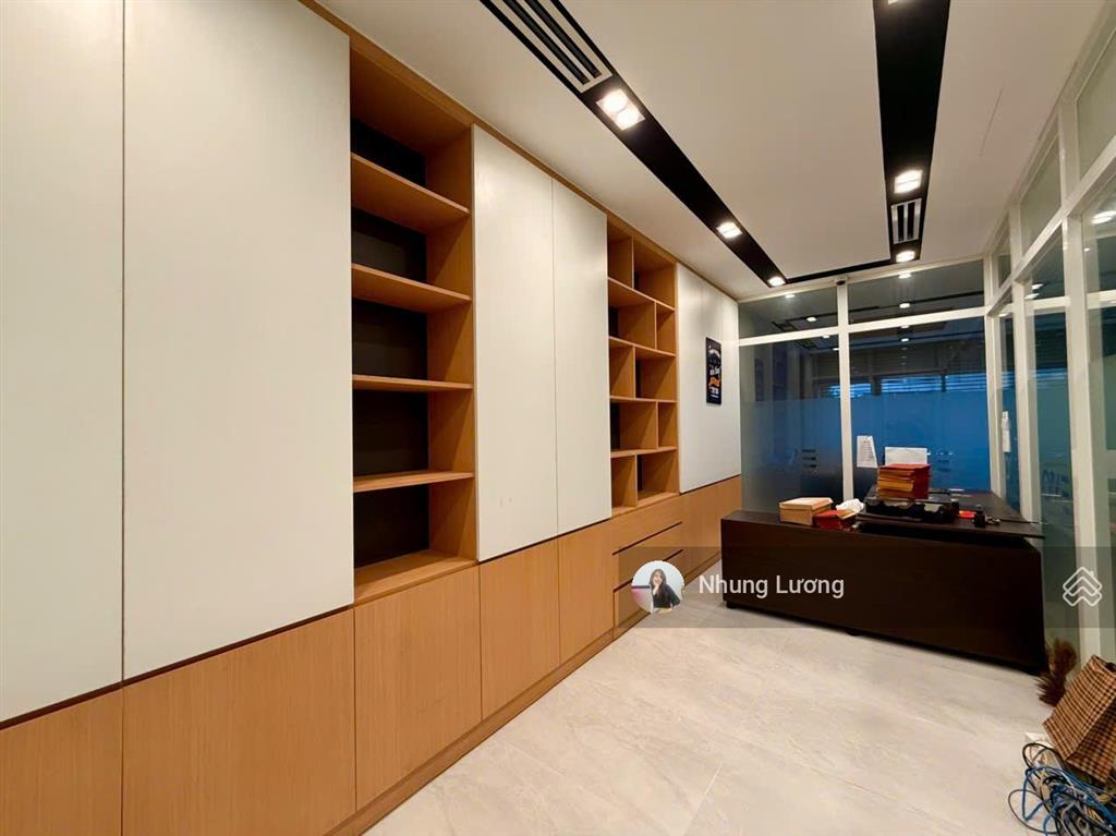 E đang giữ chìa khóa căn cho thuê tại nguyễn cơ thạch sala, 7.1m x 24m2, anh chị cần xem nhắn em ah