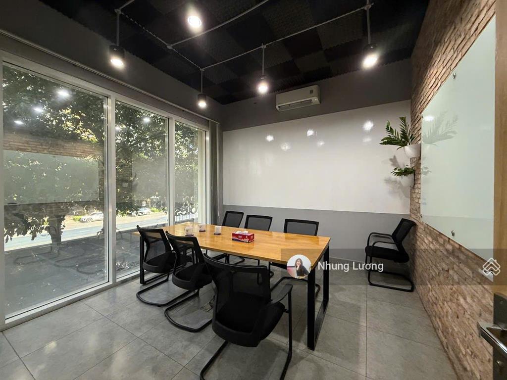 Cho thuê 1.400m2 ngay mt nguyễn cơ thạch sala,  em nhung tư vấn chi tiết 0931 490 ***