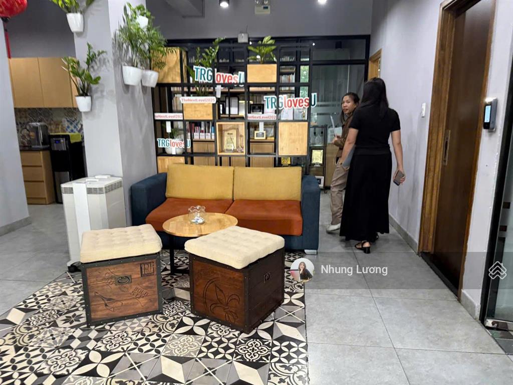 Cho thuê 1.400m2 ngay mt nguyễn cơ thạch sala,  em nhung tư vấn chi tiết 0931 490 ***