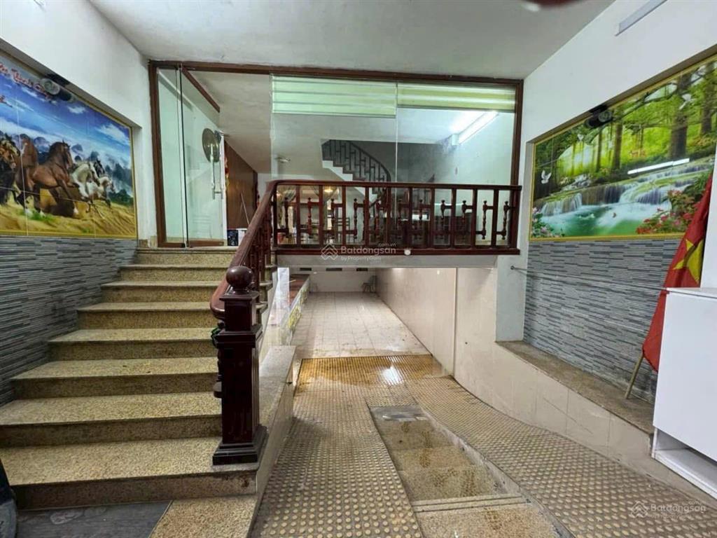 Bán gấp tòa nhà vp vạn phúc, hà đông. dt 80m2, 6 tầng full nội thất, thang máy  giá 20 tỷ
