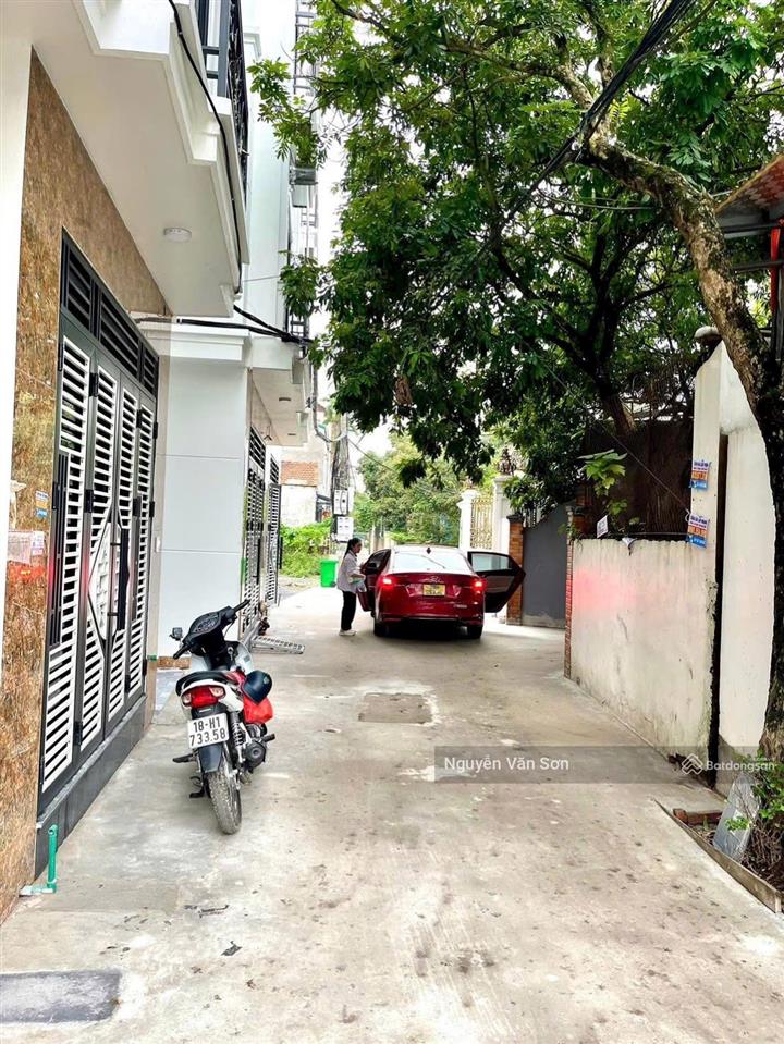 Mình chính chủ bán lô đất phụng châu, chương mỹ  dt 75m2 mặt đường lớn 2 ô tô tránh. giá hơn 5 ty