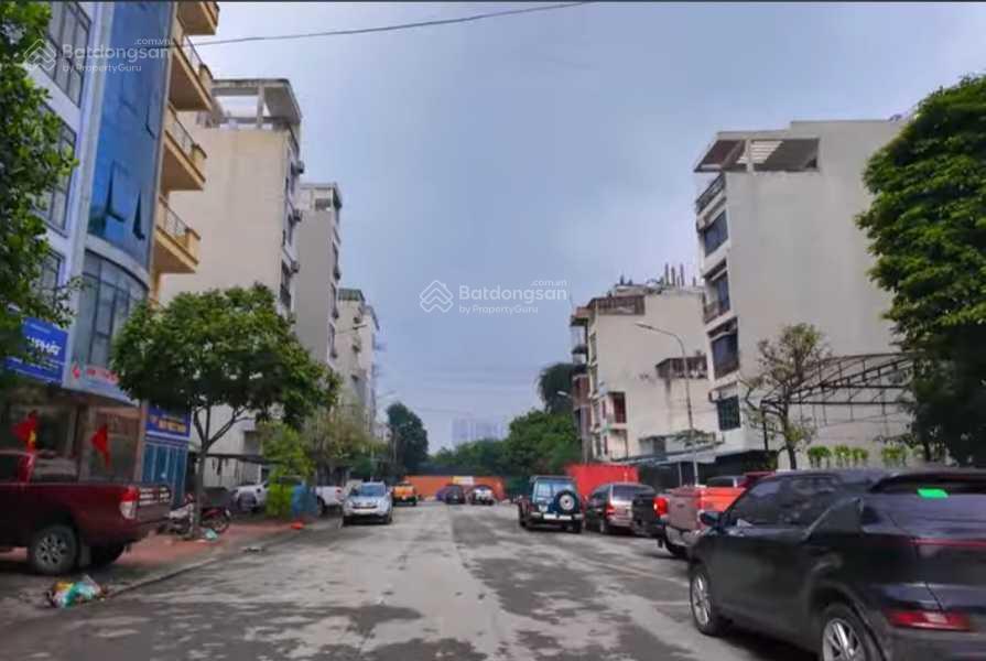 Bán gấp lk văn khê  100m2 mặt ngô thì nhậm kéo dài, đường 30m thông sang aeon mall  nhỉnh 20 tỷ