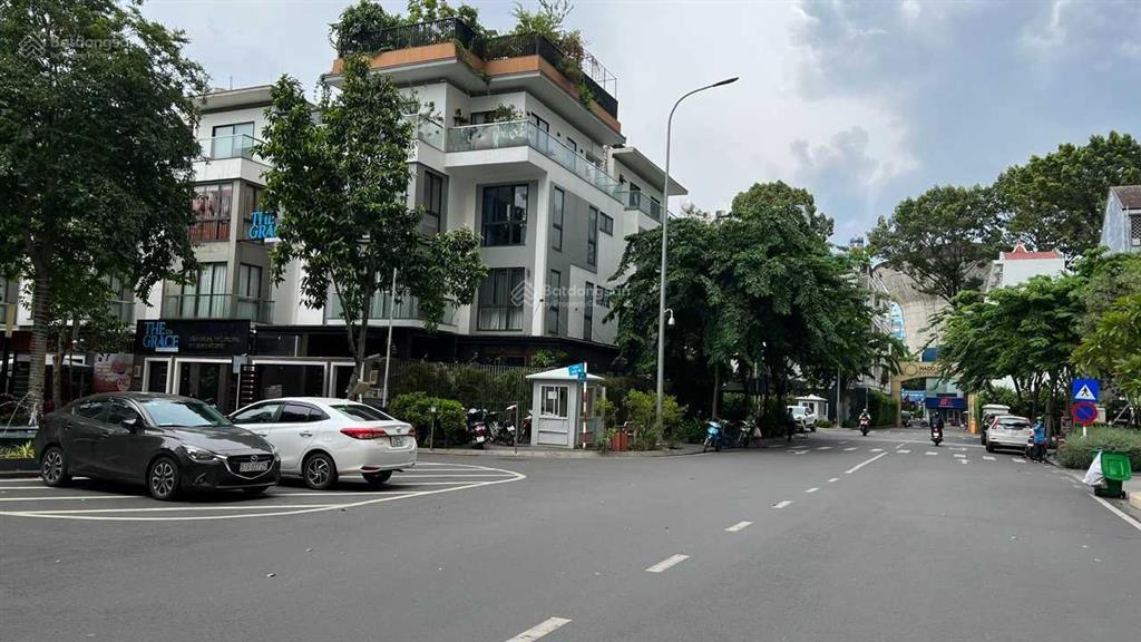 Biệt thự liền kề hado centrosa đường 3/2, quận 10
