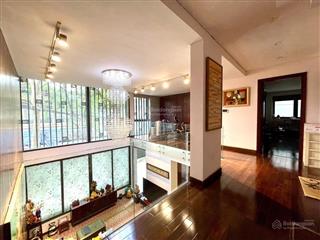 Nhà phố minh khai  100m2 5tầng, mặt tiền 7m3  nội thất gỗ xịn  ô tô tránh, vào nhà  0903 419 ***