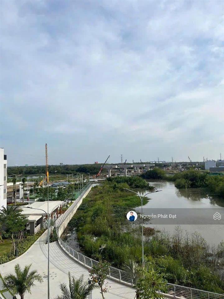 Chính chủ bán nhanh căn hộ 1pn+ giá 3,2tỷ  tháp d view sông  có hợp đồng thuê sẵn 6tr/tháng