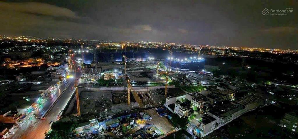 Cần bán nhà phố bcons city, uni valley, giá 8 tỷ bank hỗ trợ 80%, mặt tiền thống nhất