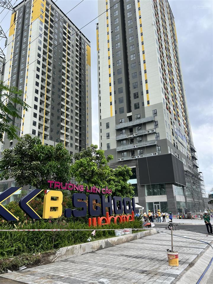 Cần bán shop khu bcons city tháp sapphire và emerald giá 5.2 tỷ vốn 1.1 tỷ mua trực tiếp bcons