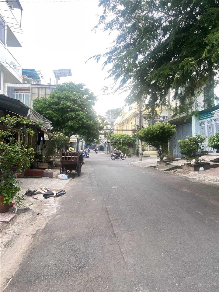 Sổ sẵn bán gấp lô đất gần chợ chu văn an, đường số 7  p. 26  bình thạnh, giá 2tỷ190/86m2