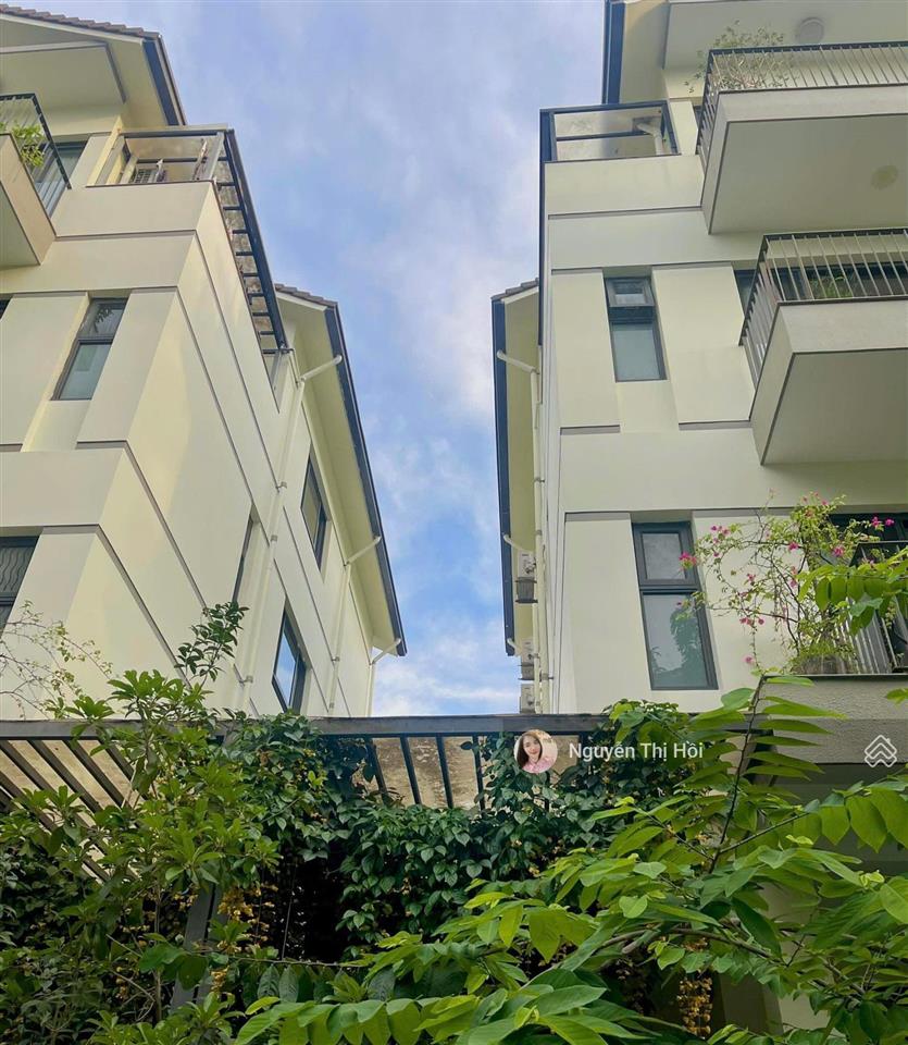 Căn hộ 127m2 tại vinhomes thăng long, giá chỉ 160tr/m2, sổ đỏ, cả nhà
